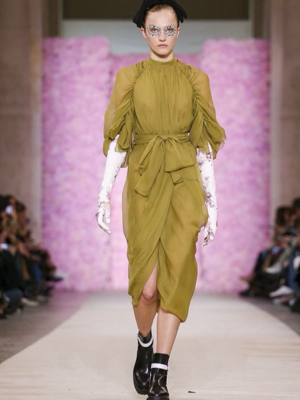 Giambattista Valli Fall/Winter Runway 2020 Olive Silk Midi Dress Size 42 Italian